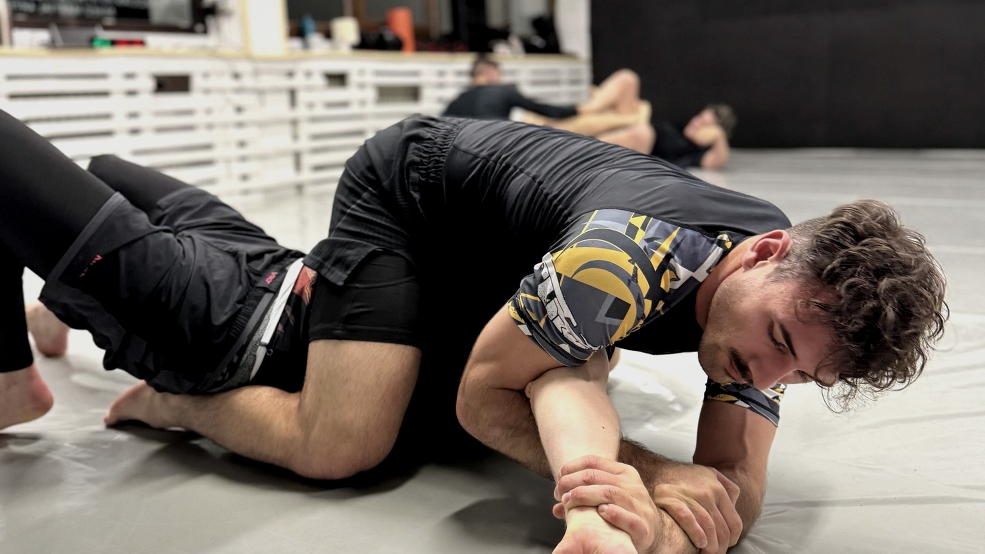 Kontrolle und Positionierung im BJJ Training in Freiburg